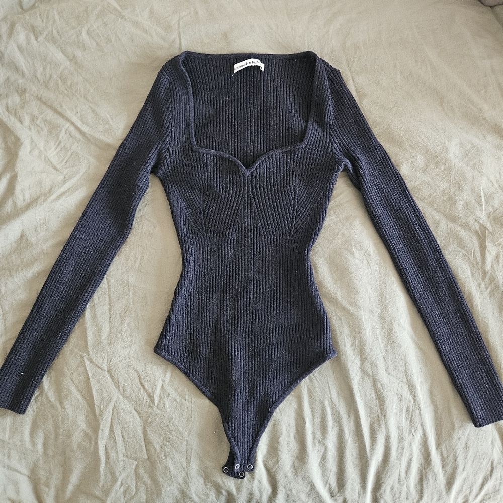 Abercrombie & Fitch Sweetheart Bodysuit